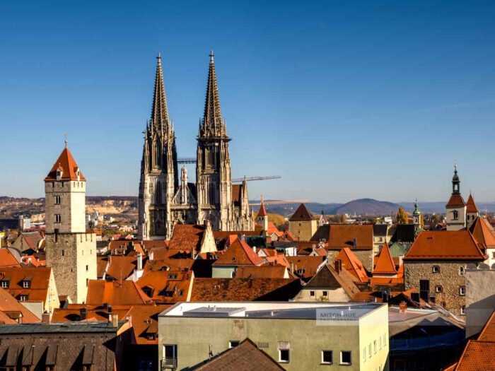 Blick auf die Dächer der Altstadt von Regensburg