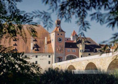 Sommermorgen am Salzstadel direkt an der Steinernen Brücke