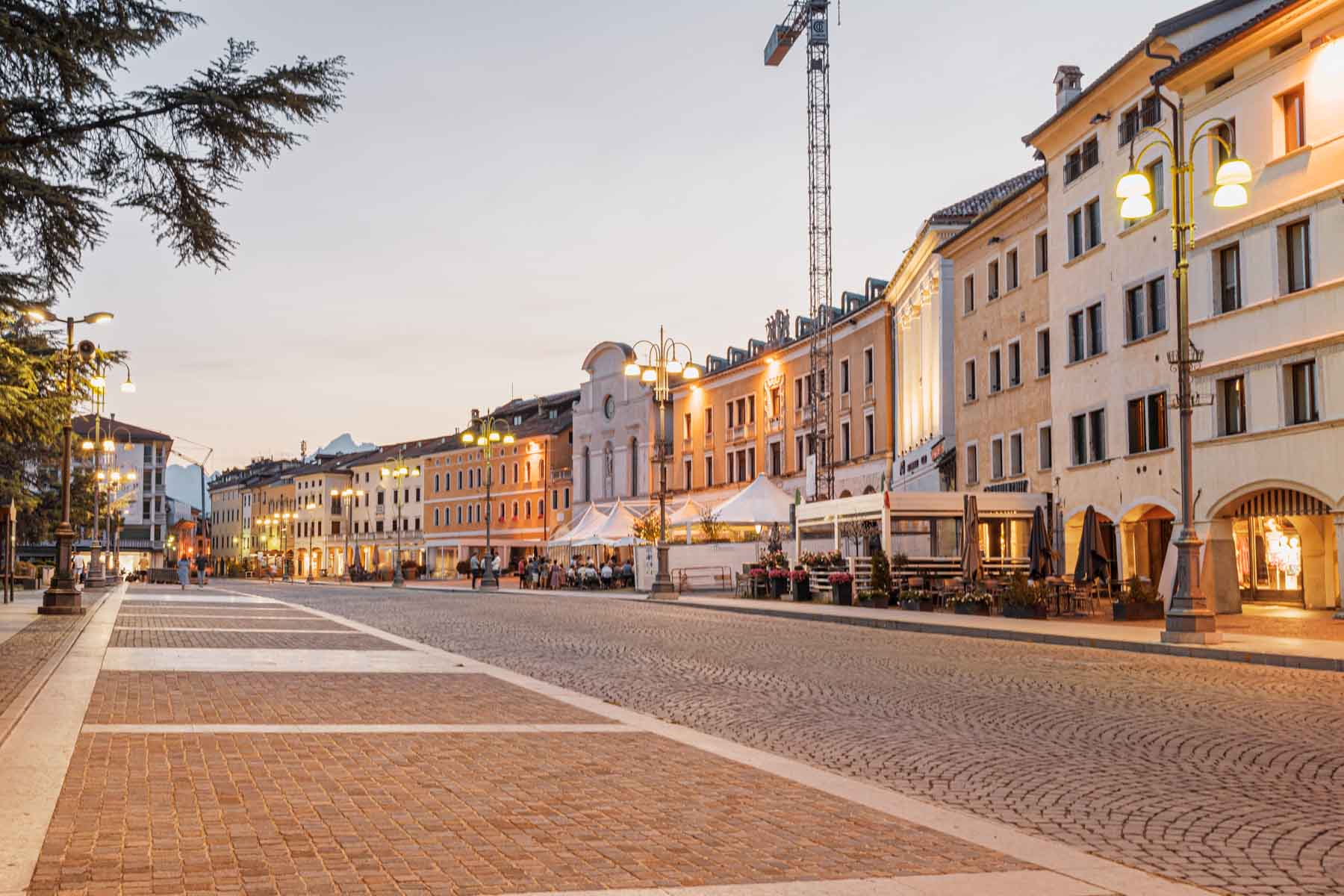 Regensburg,StadtamHof, Sommertag, Welterbe